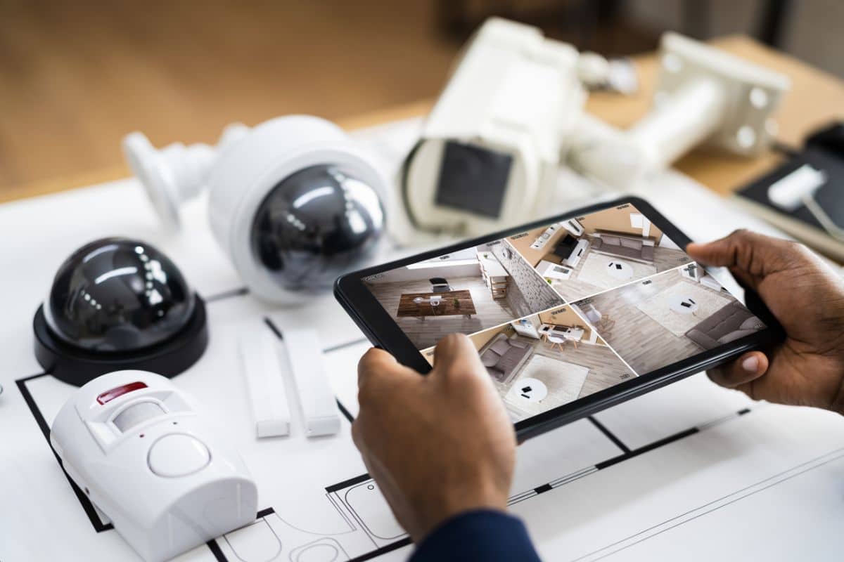 Wired vs Wireless CCTV